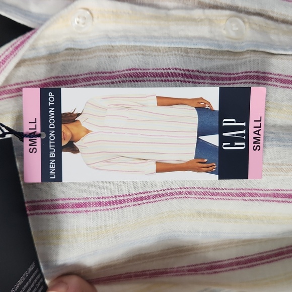 Gap Linen Button Down - Picture 9 of 12